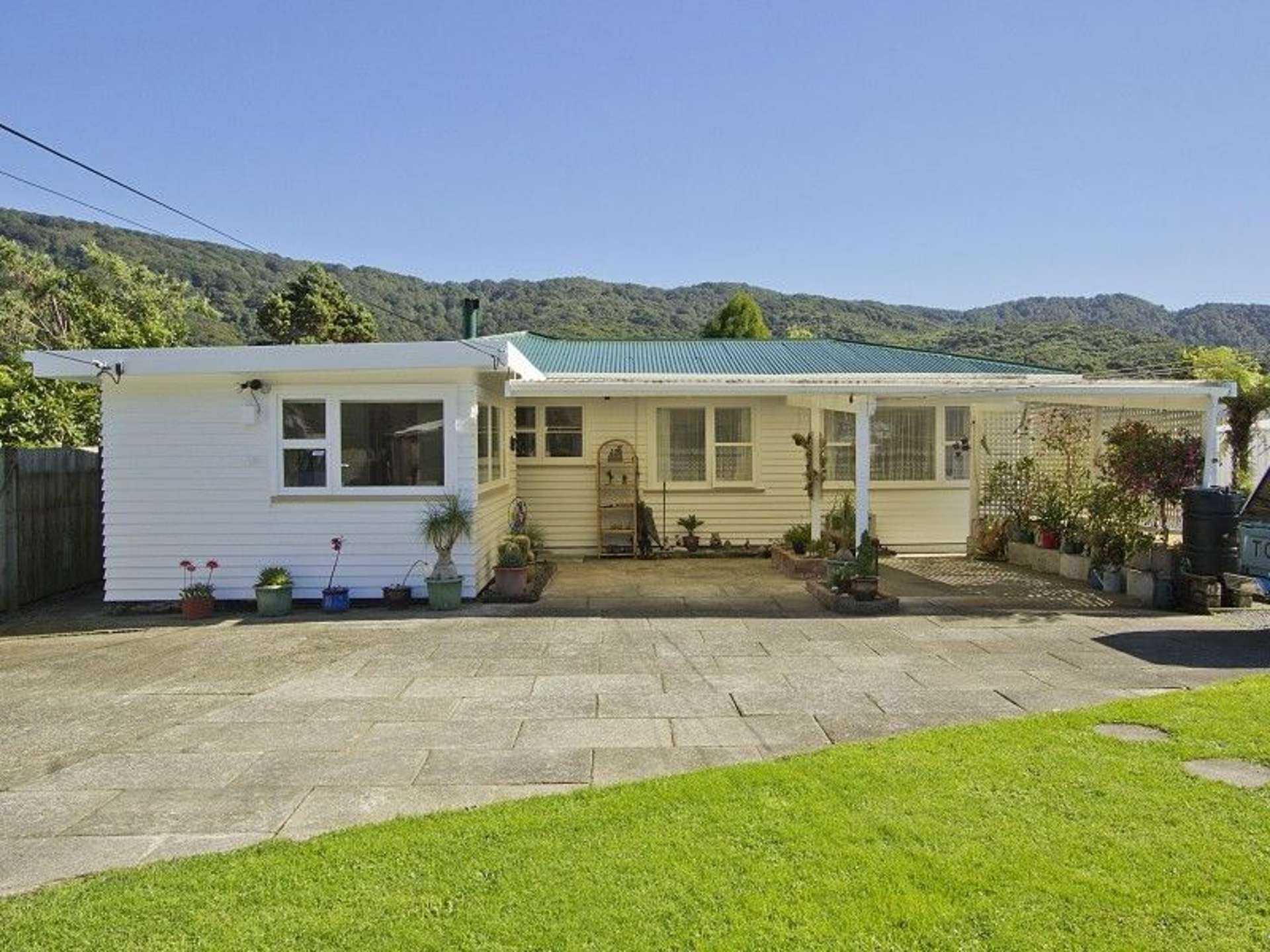 80 Coast Road Wainuiomata Lower Hutt City Houses for Sale One Roof