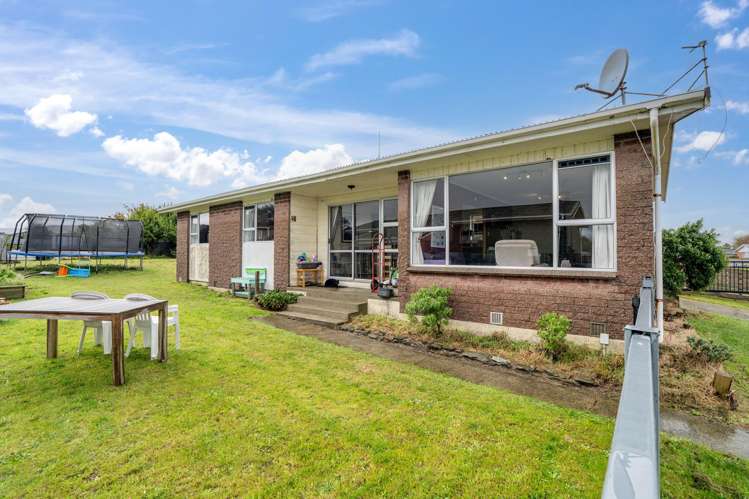 73 Dunbeath Crescent Kew_14
