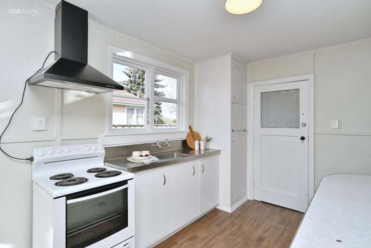 5 Orcades Street Shirley_7