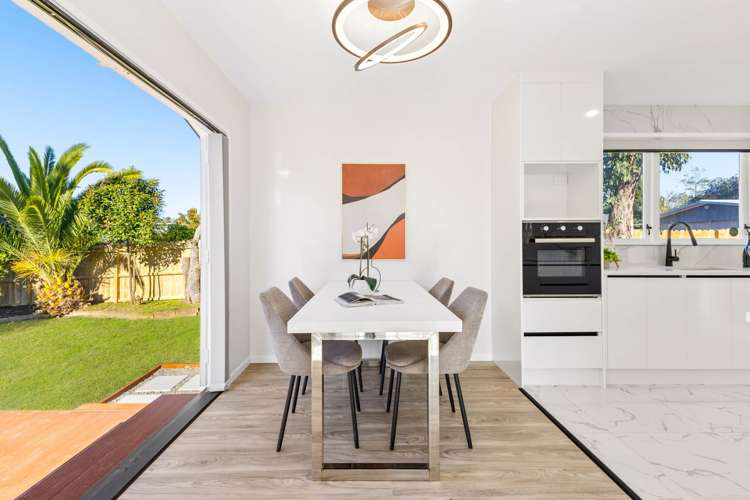 18 Burbank Avenue_5