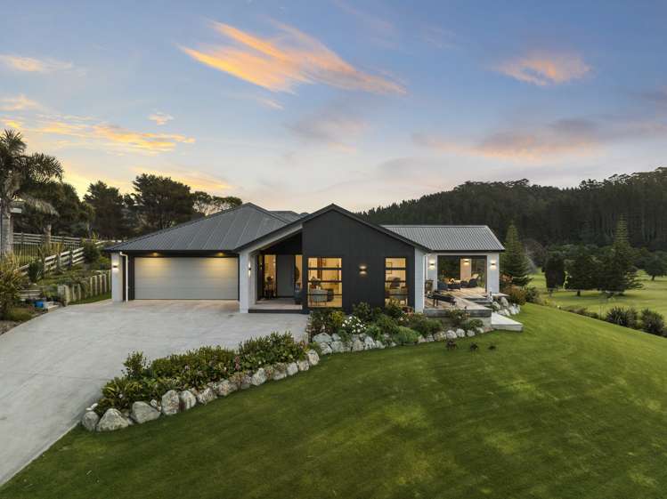 19 Titoki Lane Whangamata_34