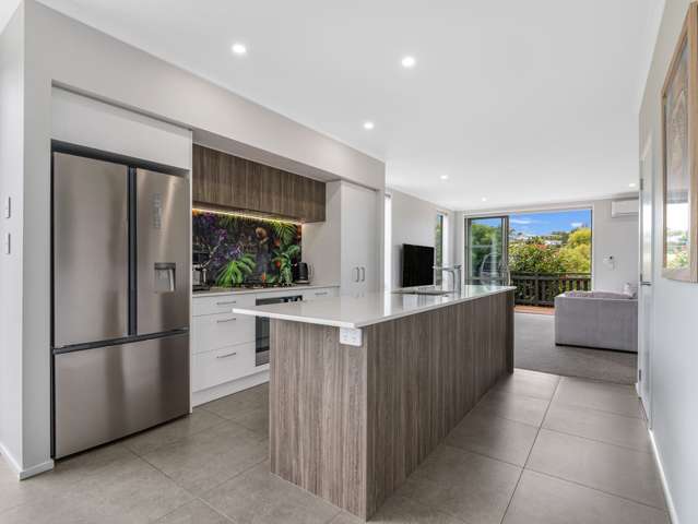 14 Taitonga Lane Stanmore Bay_4