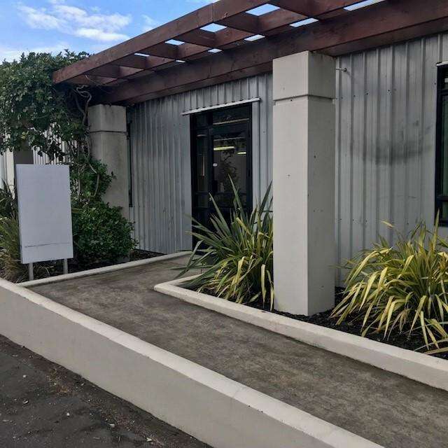 Rosebank Road - Modern two-level office