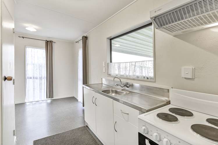 81 Tarbet Street Flaxmere_2