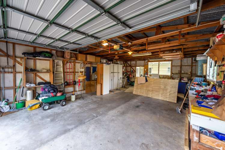 9a Hand Road Helensville_11