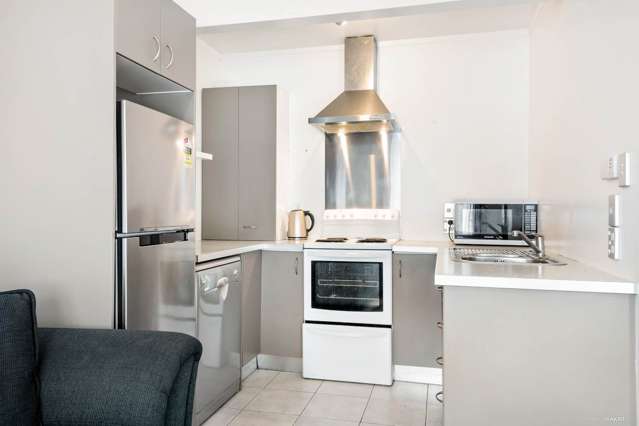 3/20 Seaview Road Castor Bay_2