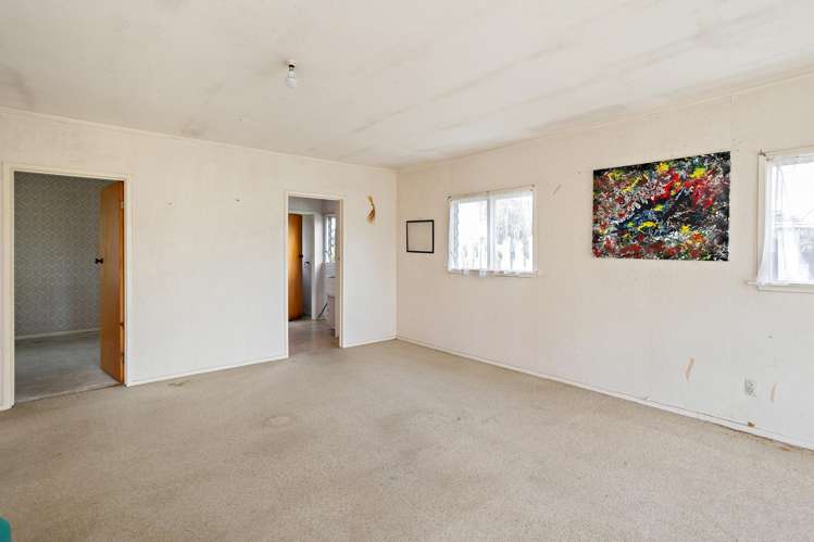 24 South Highway Whitianga_17