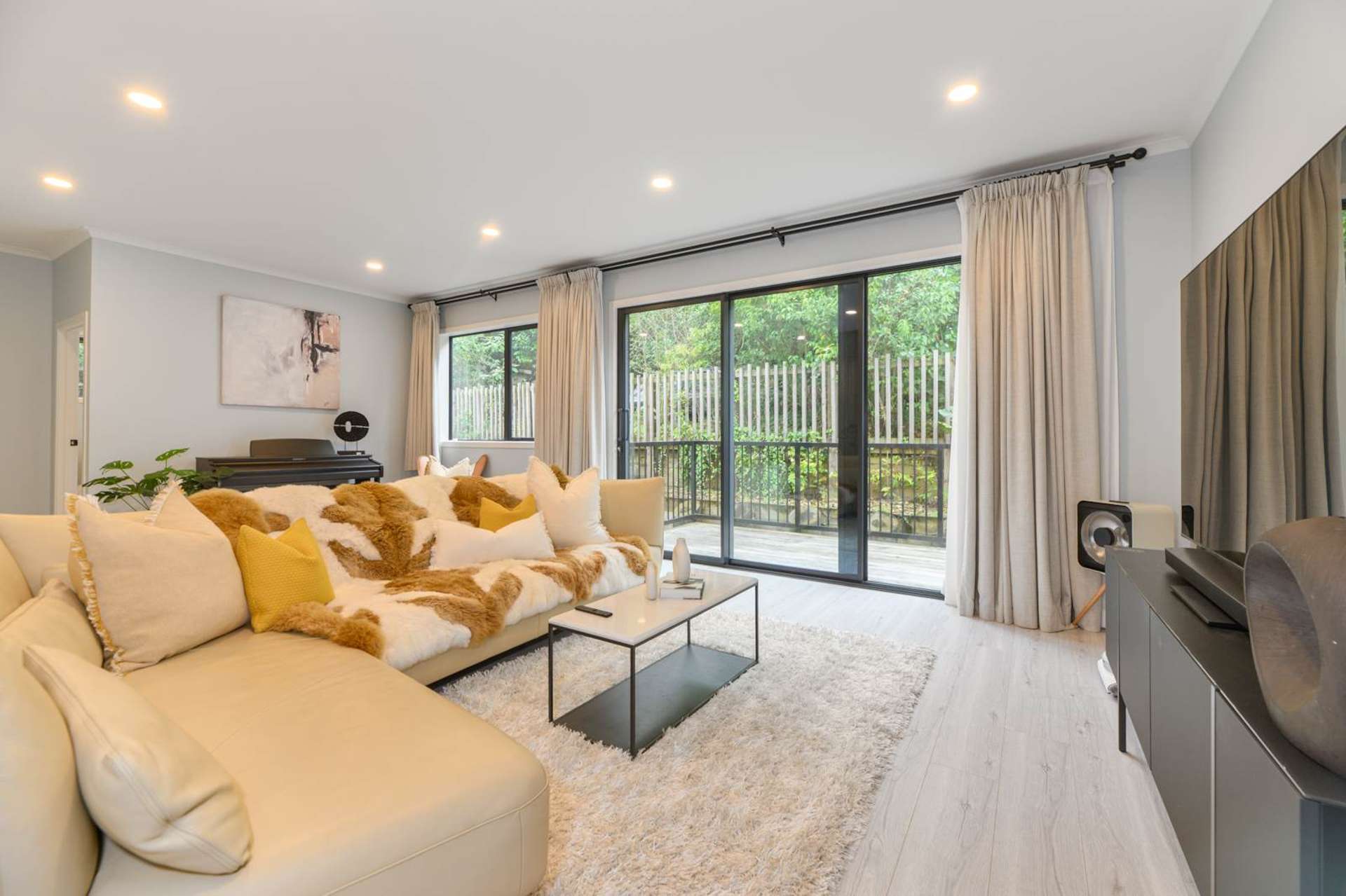 33d Wairau Road Forrest Hill_0