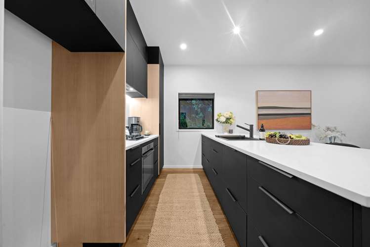 5 Frank Place Hill Park_25