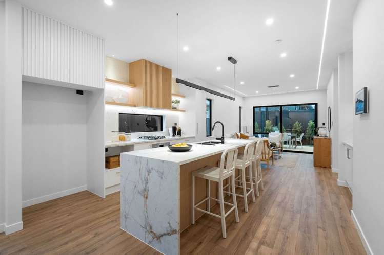 20 Tipu Crescent Wainui_1