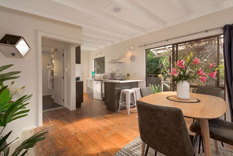 203 Fernhill Road Fernhill/Sunshine Bay_4