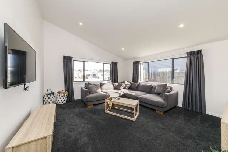 28 Sandown Avenue Himatangi Beach_11