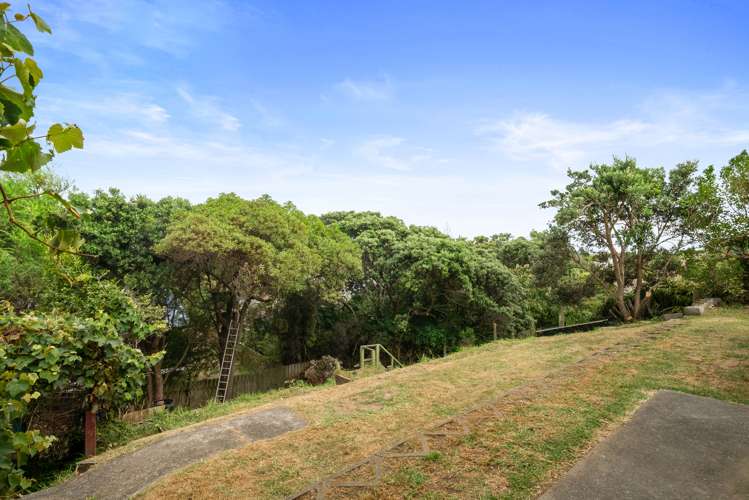 15 Frimley Terrace Waikanae Beach_19