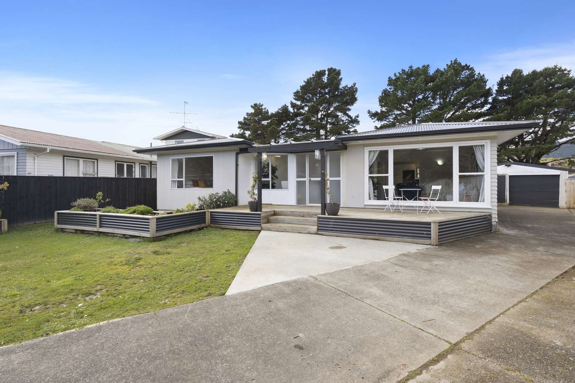 14 Wetherby Grove Wainuiomata_0