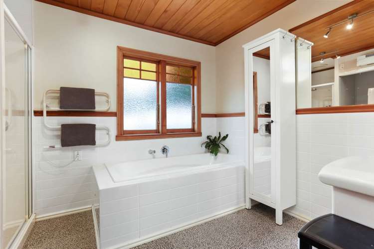 70 Rawhiti Road One Tree Hill_17