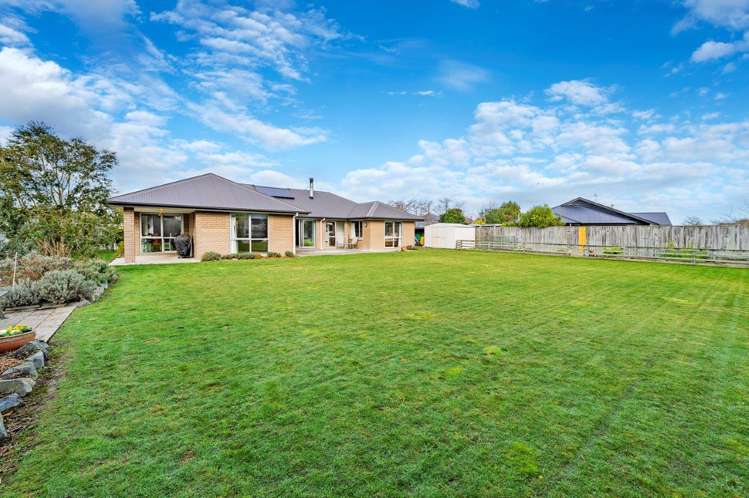 6 Country Lane Leeston_17