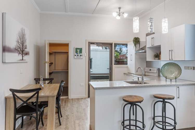 9 Helena Street Forbury_9
