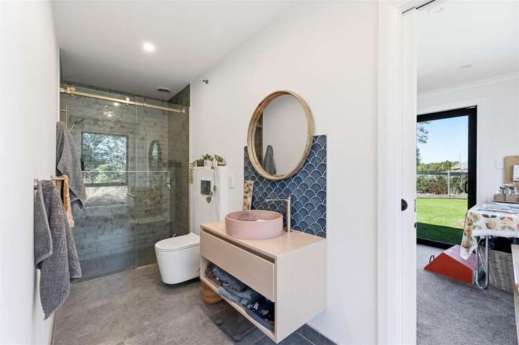915 Thorpe-Orinoco Road Dovedale_10