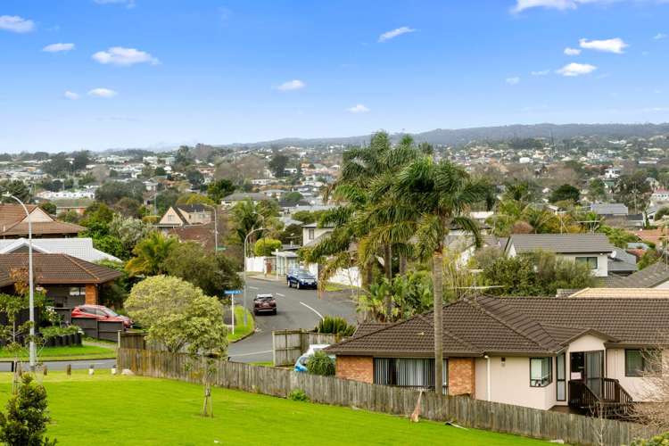 60A Bradbury Road Botany Downs_18