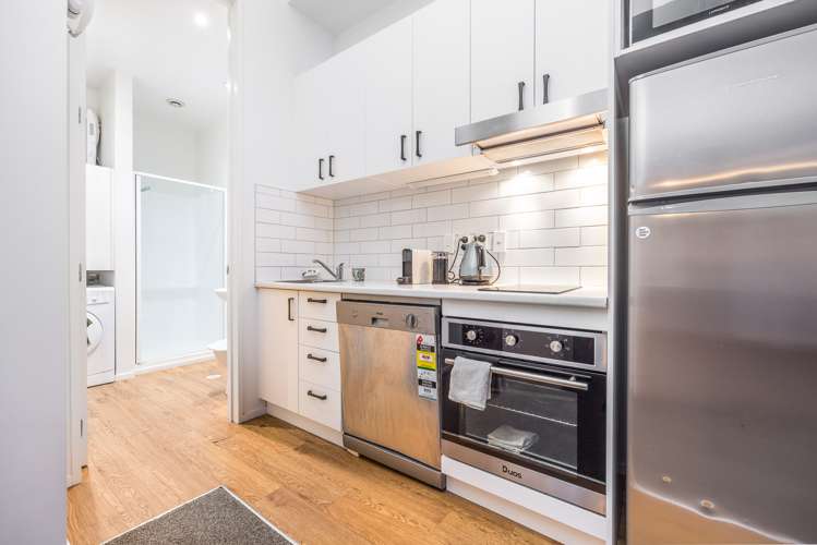 312/105 Queen Street Auckland Central_5