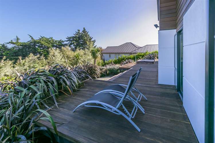 6 Watlings Place Kennedys Bush_18