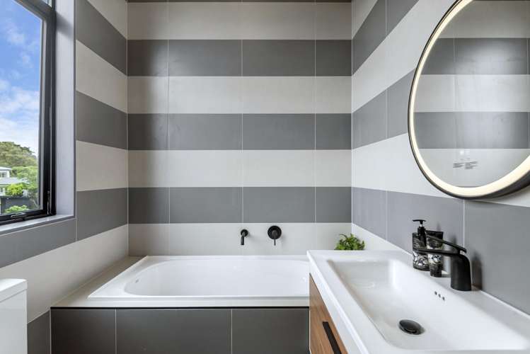 33 Williamson Avenue Belmont_10