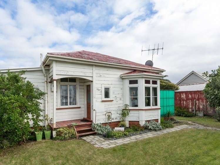 609 Marine Parade Napier South_5