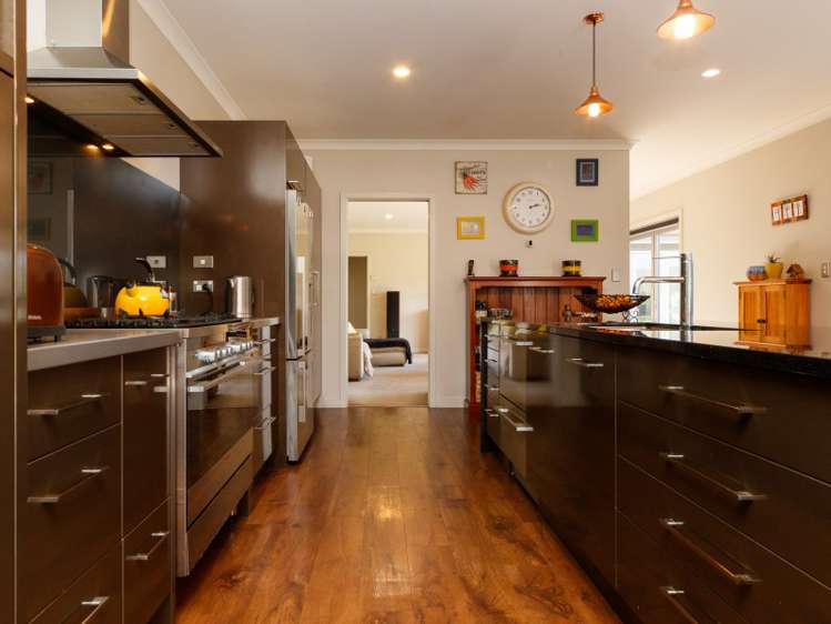 35 Tutakarae Road Kelvin Grove_3