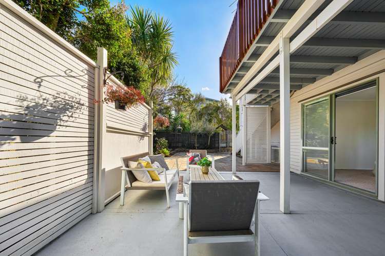 51 Ravenwood Drive Forrest Hill_11