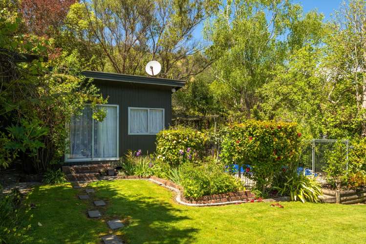 128 Waikawa Road Picton_1