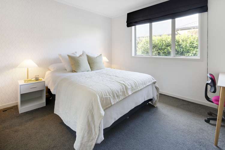 4 Hawkridge Rise Huntington_17