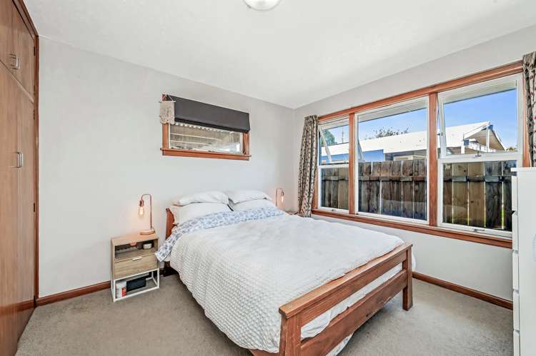 5669 West Coast Road Springfield_13