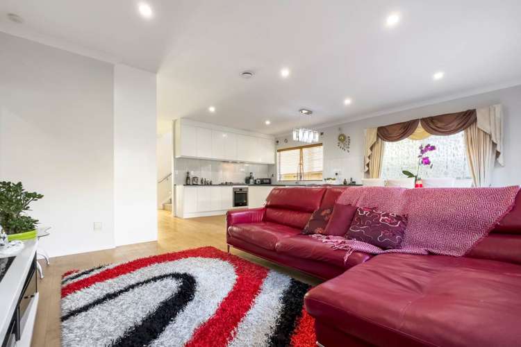 8 Palazzo Close Flat Bush_9