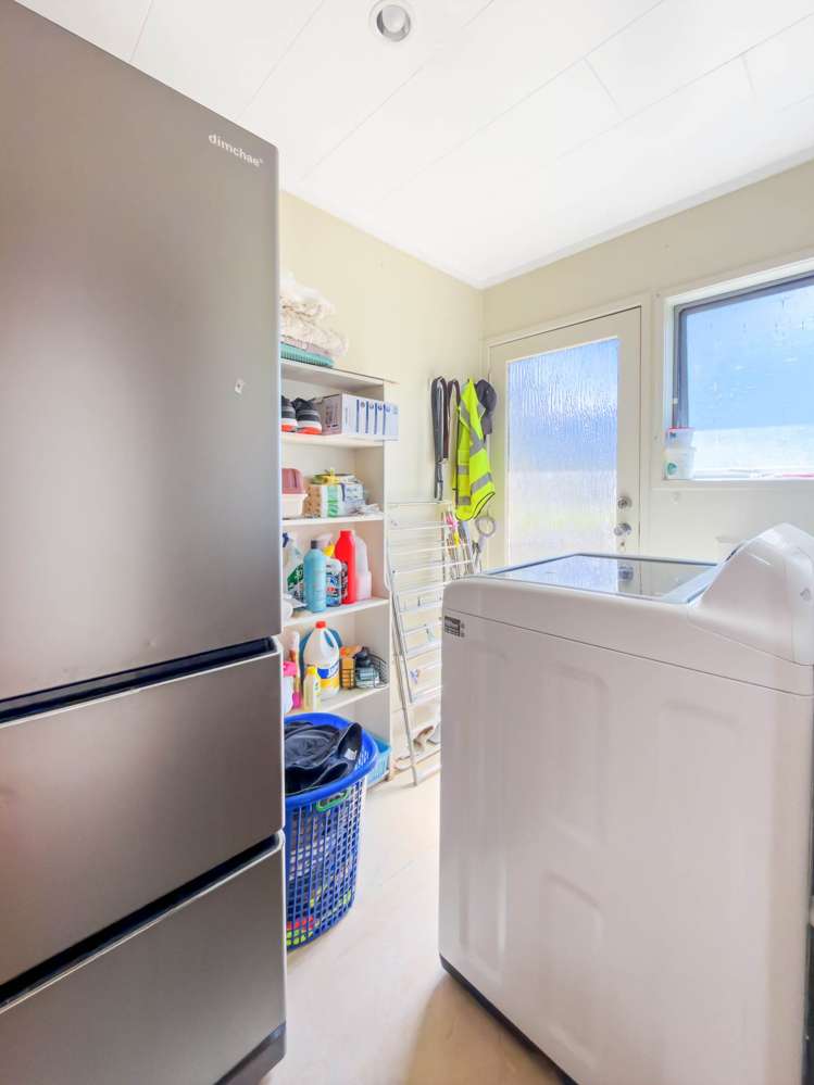 62 Widmore Drive Massey_11