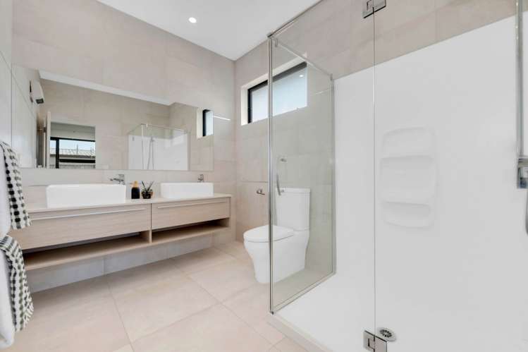 17 Doidge Street Beachlands_18