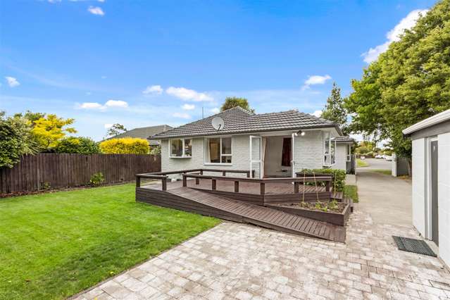 14 Saint Ives Street Harewood_2