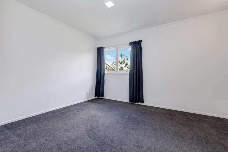 13 Highlight Parade Te Atatu South_13