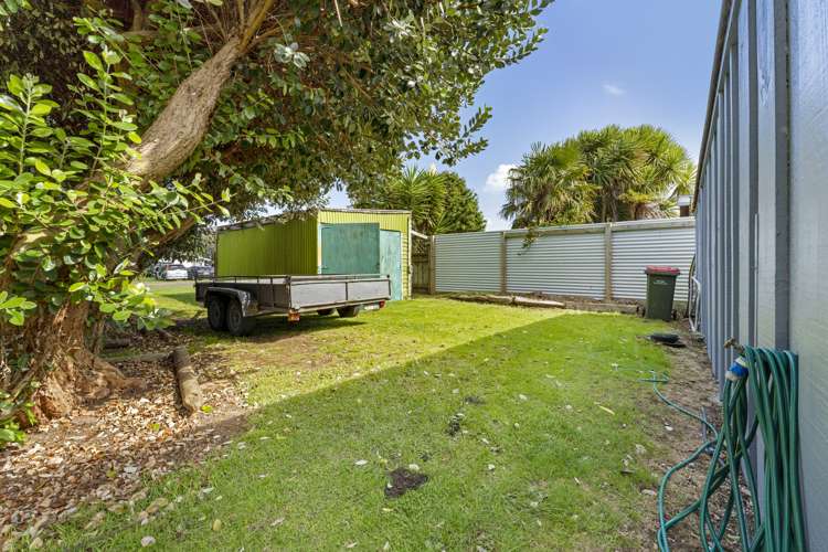 3 Rangauri Street Manaia_18