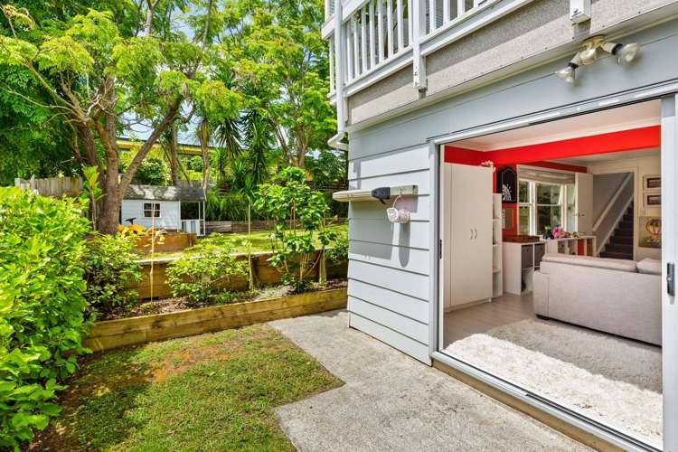 46 Renata Crescent Te Atatu Peninsula_13