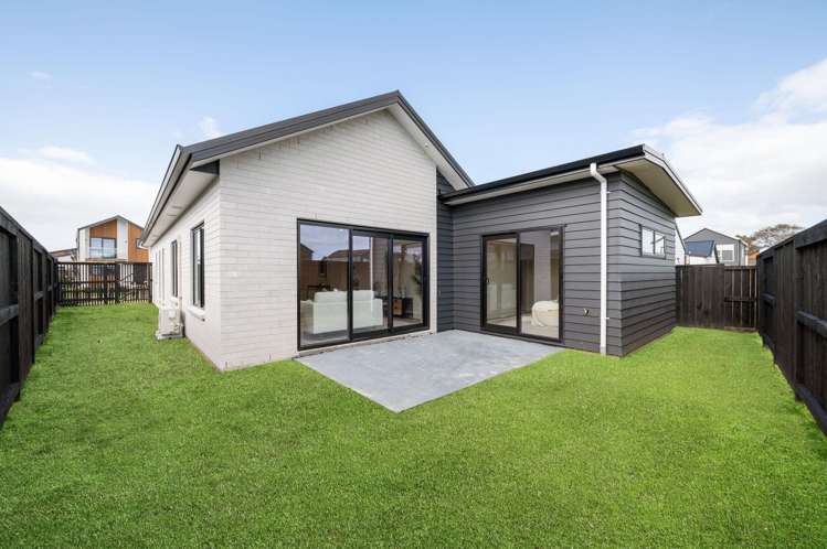 15 Halley Drive Chartwell_23