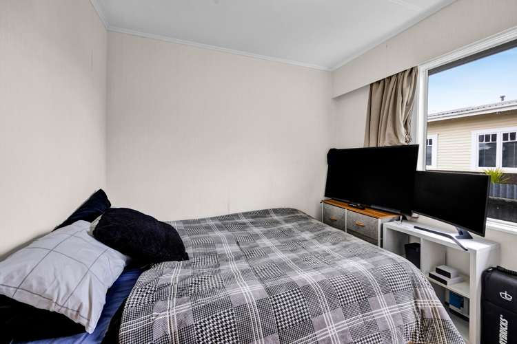 19 Galt Street Hawera_9