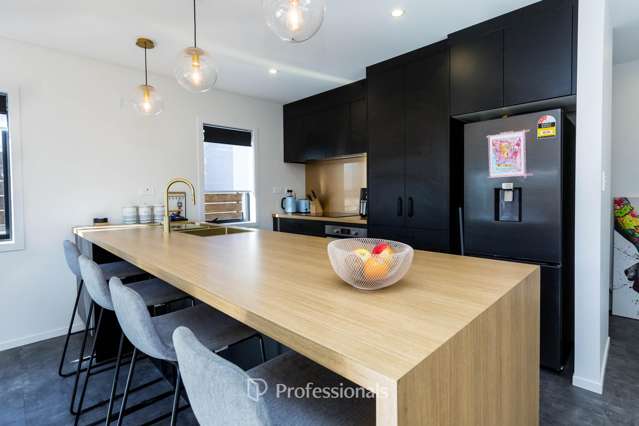 22 Palmer Crescent Silverstream_2