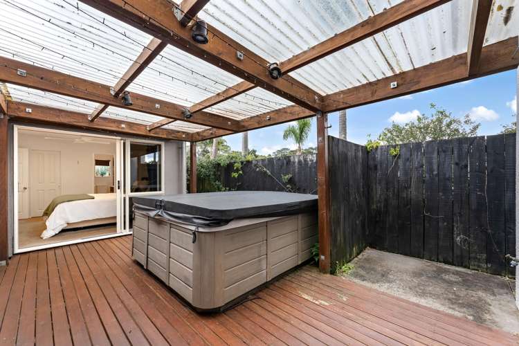 35 Cloverfields Drive Waimauku_12