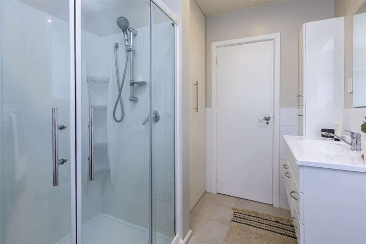 1/15 Knowles Street Saint Albans_14