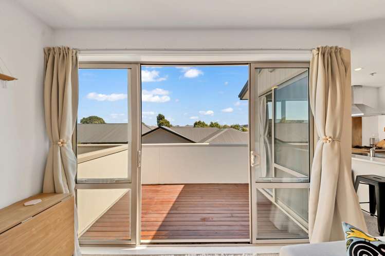 2/9 Cameron Street Sydenham_7