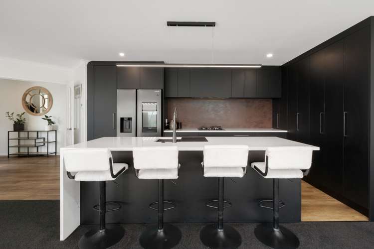 2 Gleneagles Drive Aongatete_3