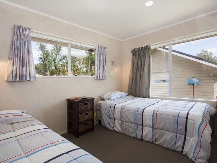 5 Wakanoi Place Hauraki Surrounds_12