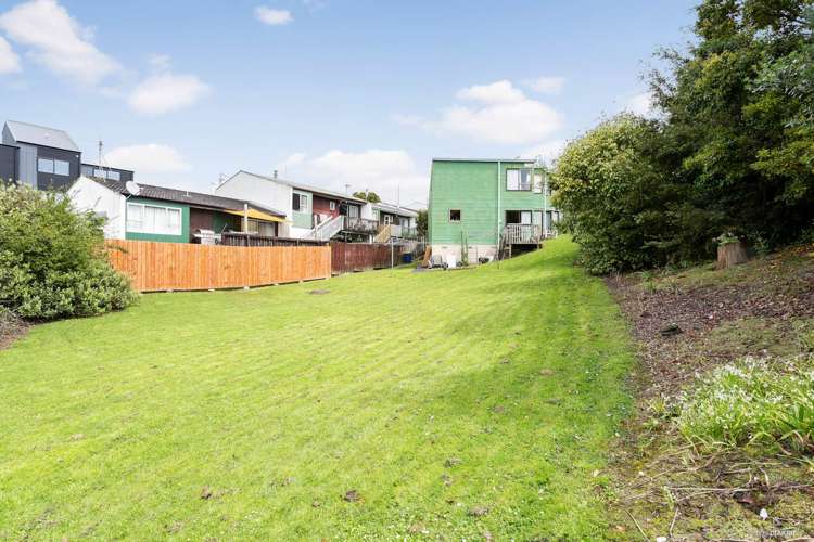 1 Hall Road Glenfield_8