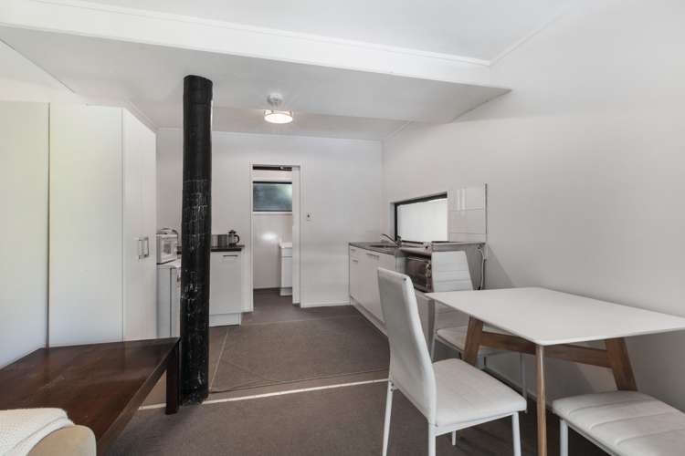 5/17 Akoranga Drive Northcote_7