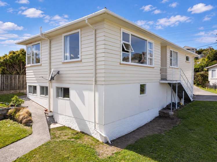 3 Griffiths Grove Newlands_16